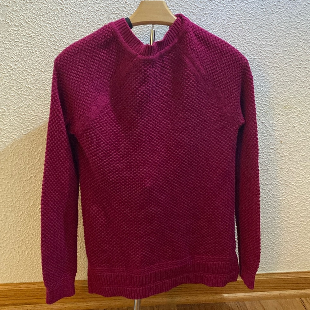 Old Navy Medium Magenta Sweater